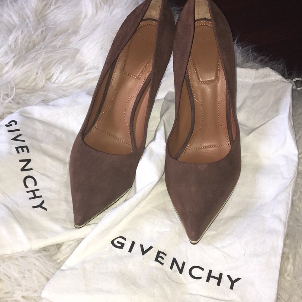 Givenchy- Natalie brown suede heels